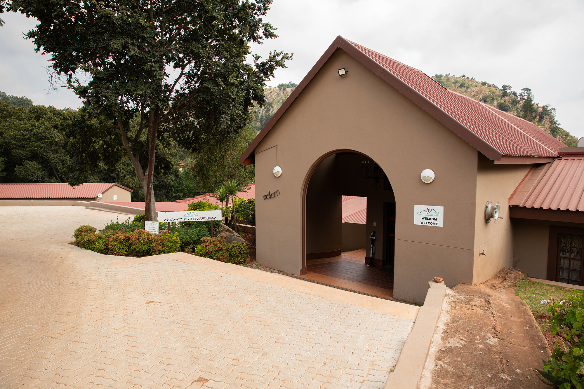Main entrance to Achterbergh Lodge and Conference Centre in Krugersdorp